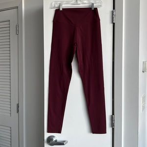 Balance Athletica The Cloud Pant - Blackberry